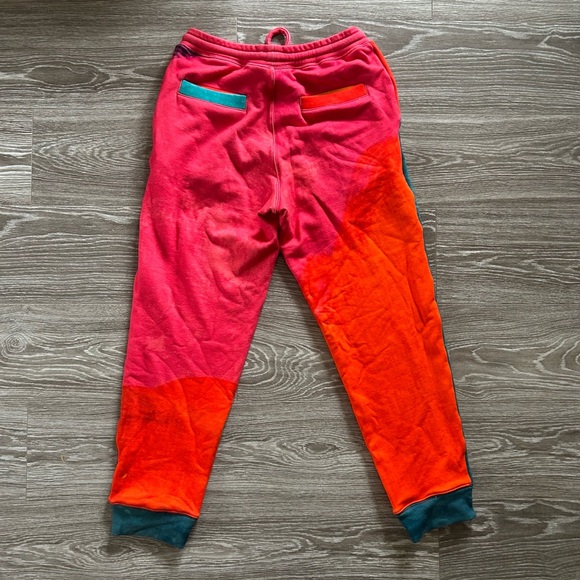 Colorful Designer Sweatsuit - Picture 7 of 8